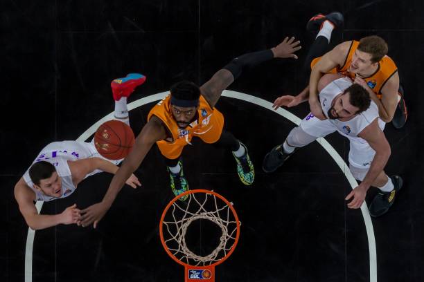 利不仅仅依 利不仅仅依